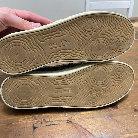 Earth Pull On Loafers Leather Snake Print Women's Size 8.5 - Picture 5 of 7